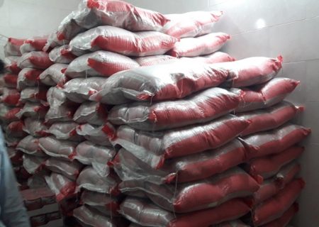 توزیع بیش از ۴۰ تن برنج در بین روستائیان بندرعباس