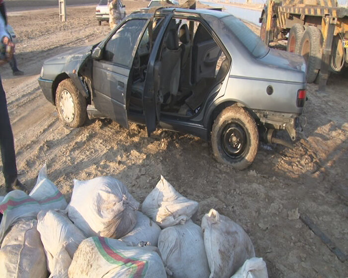 کشف یک تن و ۳۷۶ کیلوگرم مواد مخدر در شهرستان بستک استان هرمزگان