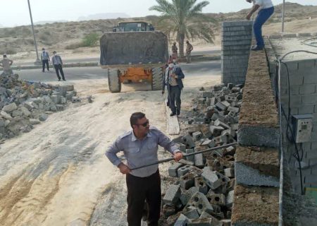 رفع تصرف ۲۰ قطعه از اراضی ملی و دولتی در جزیره قشم