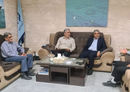دیدار سرپرست شیلات هرمزگان با رئیس سازمان نظام مهندسی کشاورزی و منابع طبیعی هرمزگان