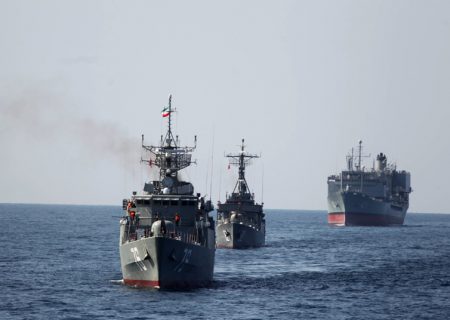 چهار ناوگروه ارتش در حال تامین امنیت مسیرهای دریایی هستند