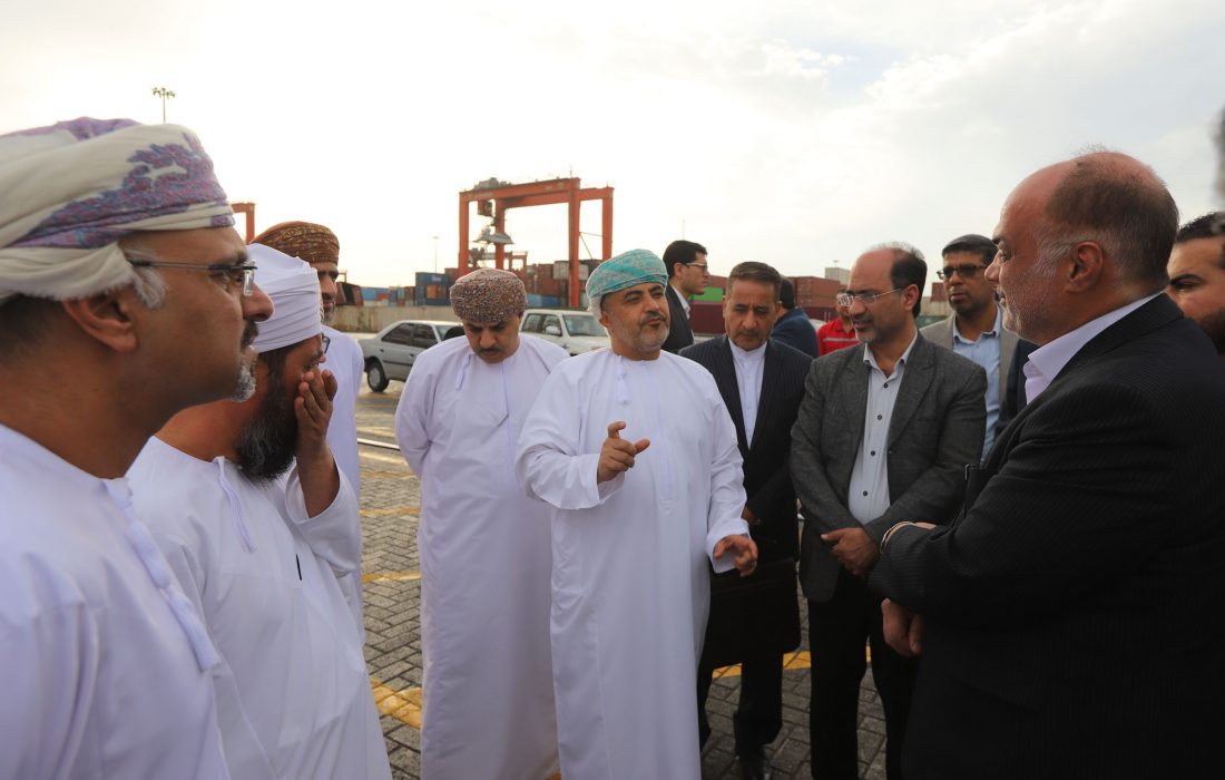 بازدید وزیر حمل و نقل کشور عمان از ظرفیت‌های بندر شهید رجایی