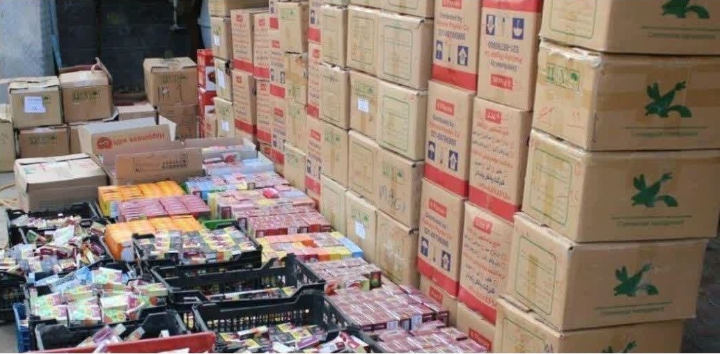کشف بیش از ۱۷ هزار بسته تنباکوی قاچاق در مرزهای بندرلنگه