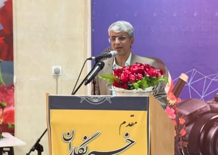 تلاش در افزایش سواد سلامت جامعه یک وظیفه اجتماعی است