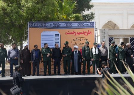 توزیع ۳۵۰۰ دستگاه کولر اهدایی مقام معظم رهبری به مناطق محروم استانهای هرمزگان، خوزستان و بوشهر