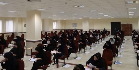 آزمون صلاحیت حرفه‌ای پرستاران در بندرعباس برگزار شد