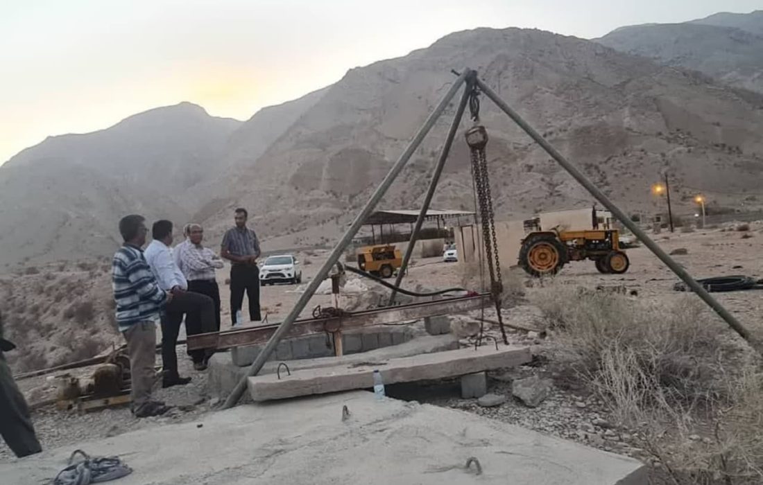 چاه تامین آب روستای تنگ گچ شهرستان خمیر وارد مدار بهره برداری شد