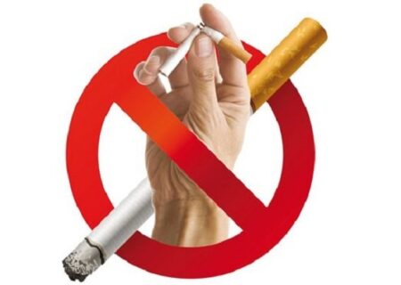 اهدای گواهی نامه بدون دخانیات به اماکن عمومی