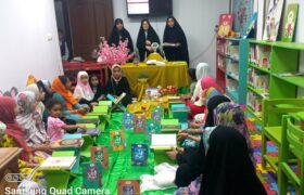 محفل انس با قرآن با حضور اعضای علاقمند کتابخانه عمومی شیخ جعفر زمانی تختی برگزار شد