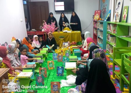 محفل انس با قرآن با حضور اعضای علاقمند کتابخانه عمومی شیخ جعفر زمانی تختی برگزار شد