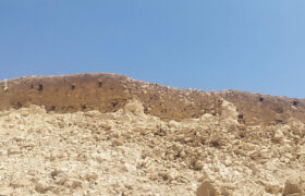 دیوار سدار در بندر خمیر مرمت می‌شود