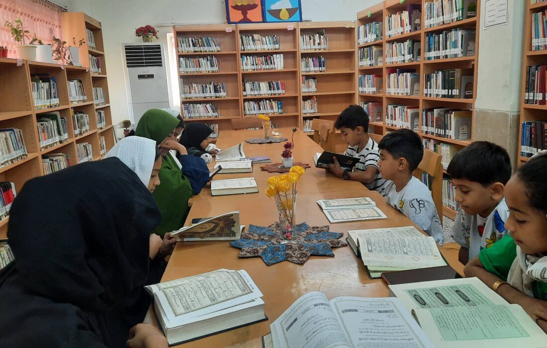 محفل انس با قرآن در کتابخانه فرهیختگان ایسین برگزار شد
