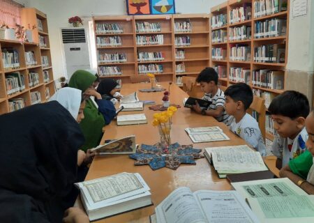 محفل انس با قرآن در کتابخانه فرهیختگان ایسین برگزار شد