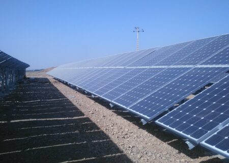 نیروگاه خورشیدی فارغان به شبکه سراسری متصل شد