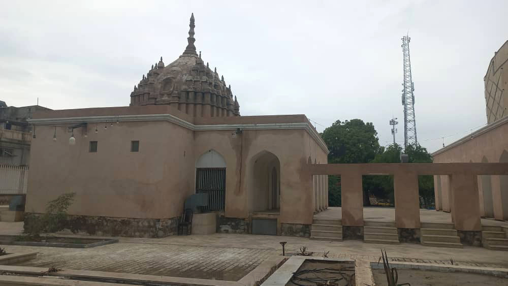 معبد هندوها بندرعباس سالم است / تصاویر منتشرشده با فناوری‌های تصویری دستکاری شده‌اند