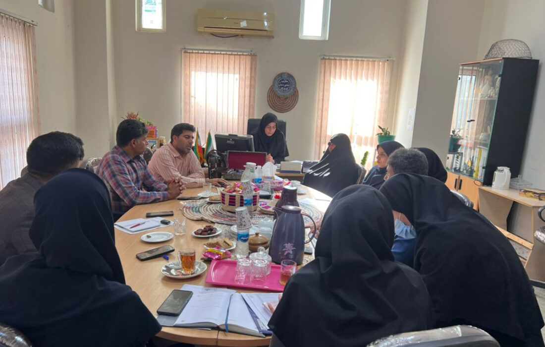 تبیین تسهیلات حوزه صنایع‌دستی، گردشگری و میراث‌فرهنگی هرمزگان در نشست تخصصی