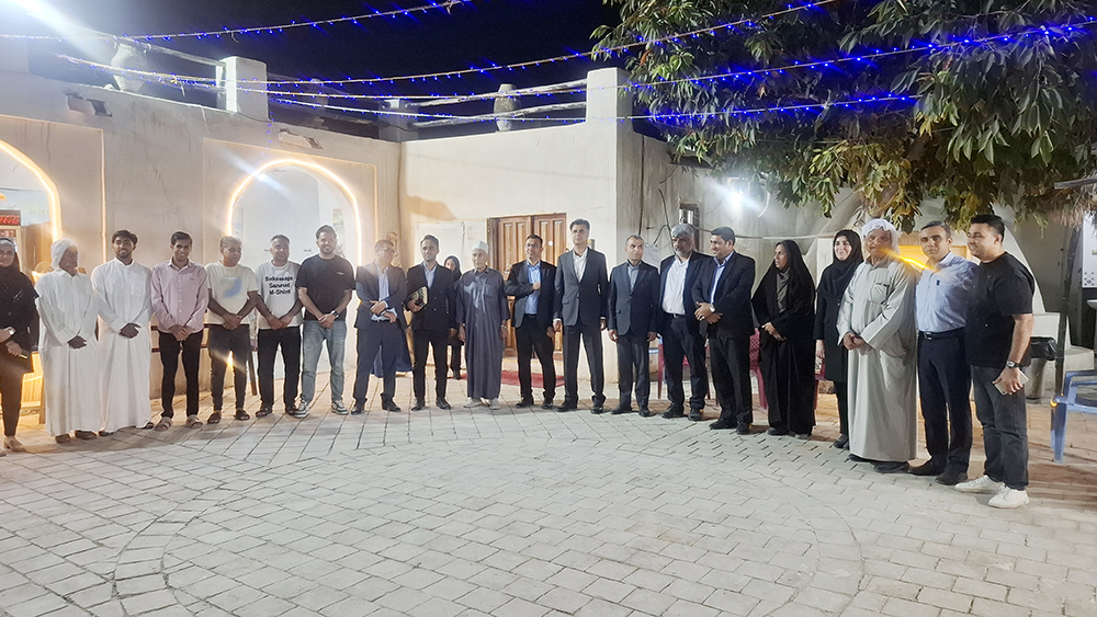 نشست صمیمی سرپرست میراث‌فرهنگی هرمزگان و فعالان گردشگری بندرکنگ/ تأکید بر مشارکت مردمی و اقتصادمحوری