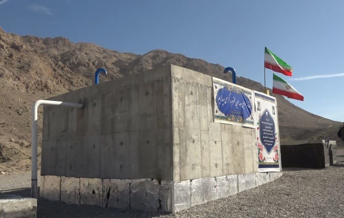 بهرهبرداری از پروژه اصلاح و بازسازی خط انتقال روستای سیاهک حاجیآباد / ۷۰۰ نفر از آب پایدار بهرهمند شدند
