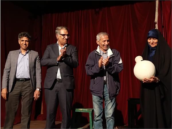 آیین افتتاحیه نخستین جشنواره استانی تئاتر کمدی و هشتمین جشنواره شهرستانی پند و پنت درمیناب