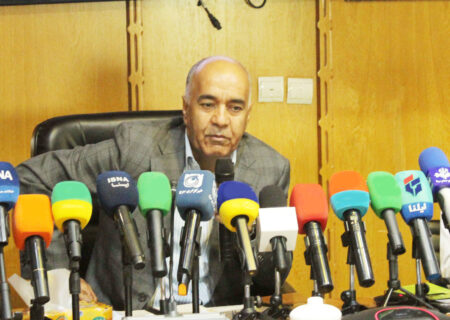 طلب ۲ همتی آبفا از مشترکین و ادارات/ تولید هر مترمکعب آب آبشیرین‌کن ۱۰۰ هزار تومان هزینه دارد/ ایستادگی سقایان در شرایط جنگی/ ضرورت سازگاری با کم‌آبی