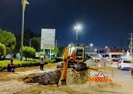 آغاز عملیات ضربتی بازسازی شبکه اصلی فاضلاب در بلوار پاسداران بندرعباس
