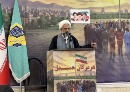 مردم در تأمین نیازهای رزمندگان خط مقدم مشارکت کنند