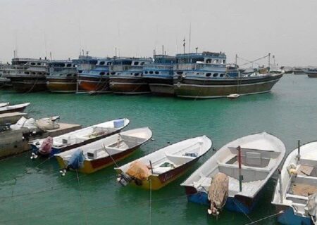 تداوم فعالیت ناوگان صیادی هرمزگان در خط مقدم امنیت/ صیادان؛ حافظان مرزهای آبی و سفره‌های مردم