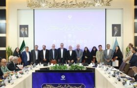 حضور پررنگ شهردار بندرعباس در همایش شهرداران کلان‌شهرهای ایران