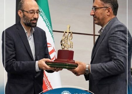 پیام تقدیر اتاق هرمزگان در پی انتخاب رئیس کل دادگستری استان هرمزگان به عنوان مدیر نمونه ملی دستگاه قضایی